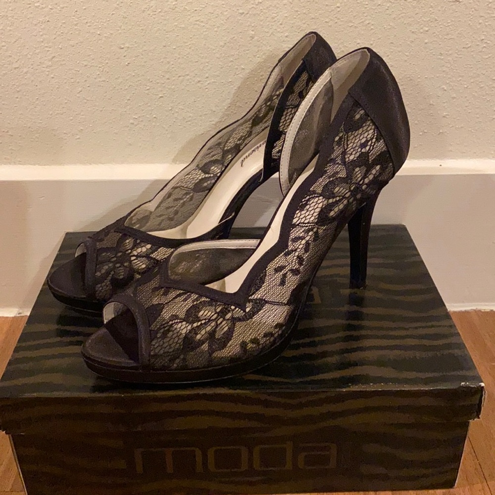 Women’s shoes